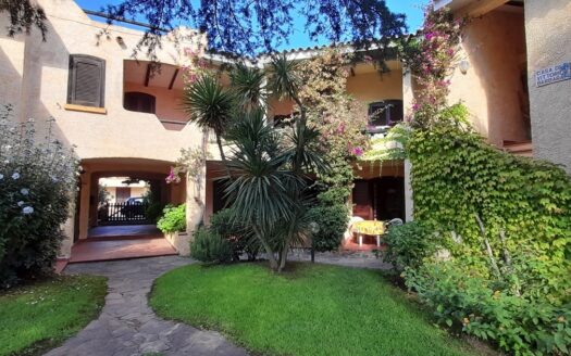 Bilocale Cannigione piano terra, Condominio Ginepro in via Nazionale