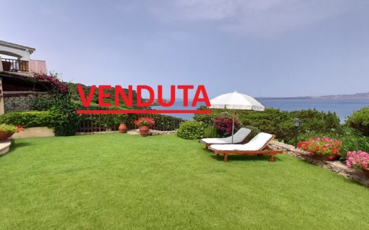 Porto Cervo, Cala del Faro, Villa pied dans l’eau