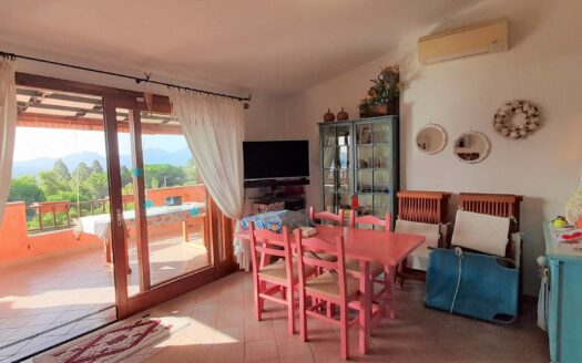 APPARTAMENTO CON TERRAZZA E SPLENDIDA VISTA MARE